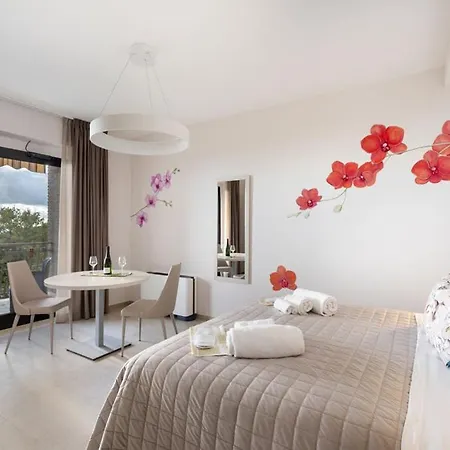 Apartahotel Lo Scoiattolo